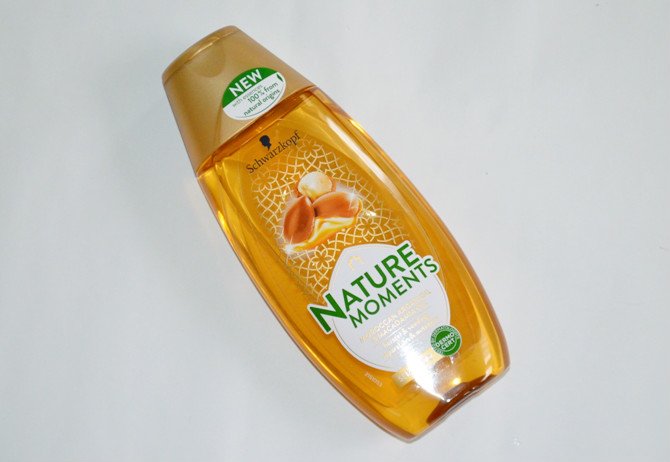 Schwarzkopf Nature Moments Moroccan Argan Oil and Macadamia Oil Shampoo Review1