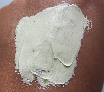Superdrug Dead Sea Purifying Clay Mask swatch