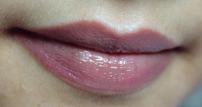 Tarte Snap Tarteist Glossy Lip Paint lip swatch
