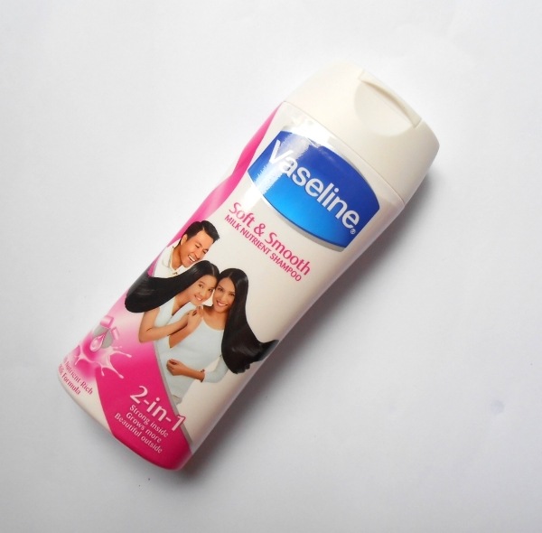 Vaseline Soft and Smooth Milk Nutrient Shampoo Review