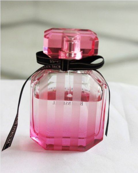 Victoria’s Secret Bombshell Eau De Parfum Review1