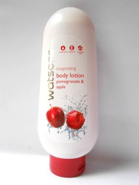 Watsons Pomegranate and Apple Invigorating Body Lotion Review7