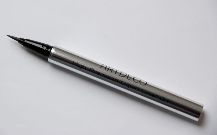 Artdeco High Precision Liquid Liner 01 Black Review