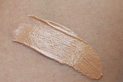 Chanel Sublimage Le Teint Ultimate Radiance Generating Cream Foundation swatch on hand