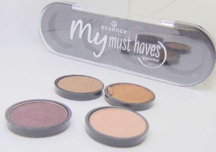 Essence My Must Haves Eyeshadow Miss Foxy Roxy Review Palette open