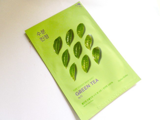 Holika Holika Pure Essence Sheet Mask Green Tea Review2