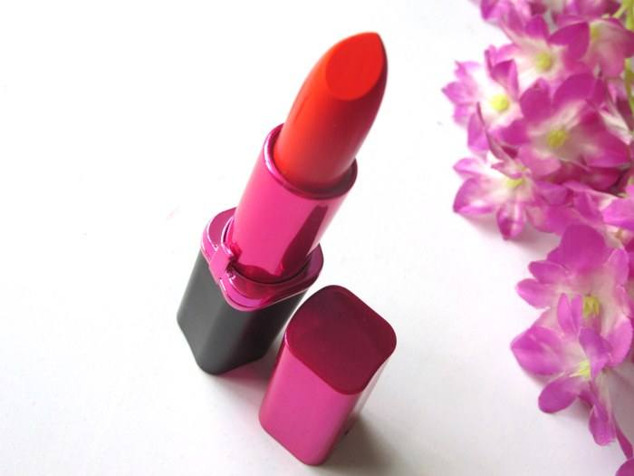 LOreal Paris Rouge Magique Intense Matte Lipstick Tropical Sorbet Review4
