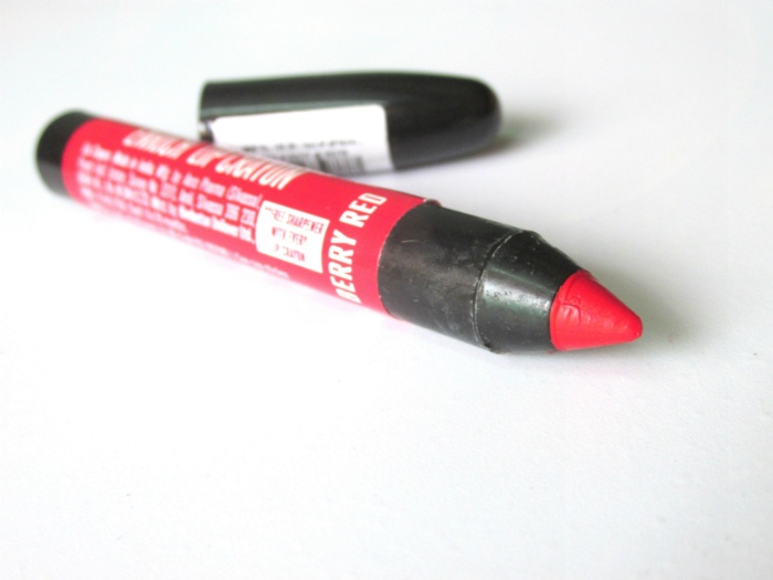 Lakme Enrich Lip Crayon 01 Berry Red Review5
