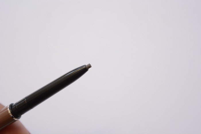 Marc Jacobs Brow Wow Defining Longwear Eyebrow Pencil tip