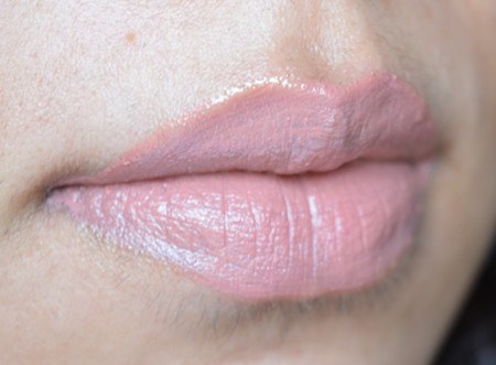 Milani Amore Matte Lip Creme Adorable lip swatch