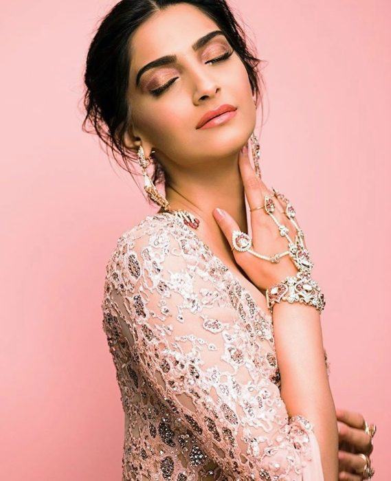 Sonam Kapoor Rose Gold Makeup