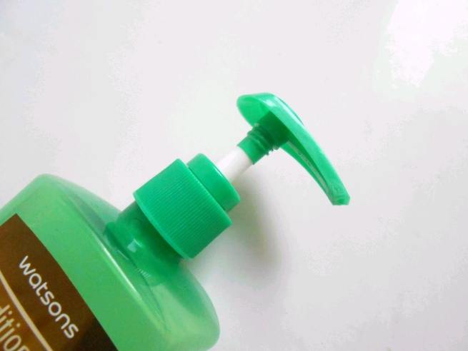 Watsons Avocado Conditioning Treatment Shampoo cap