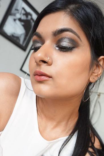 priyanka chopra smokey eye makeup