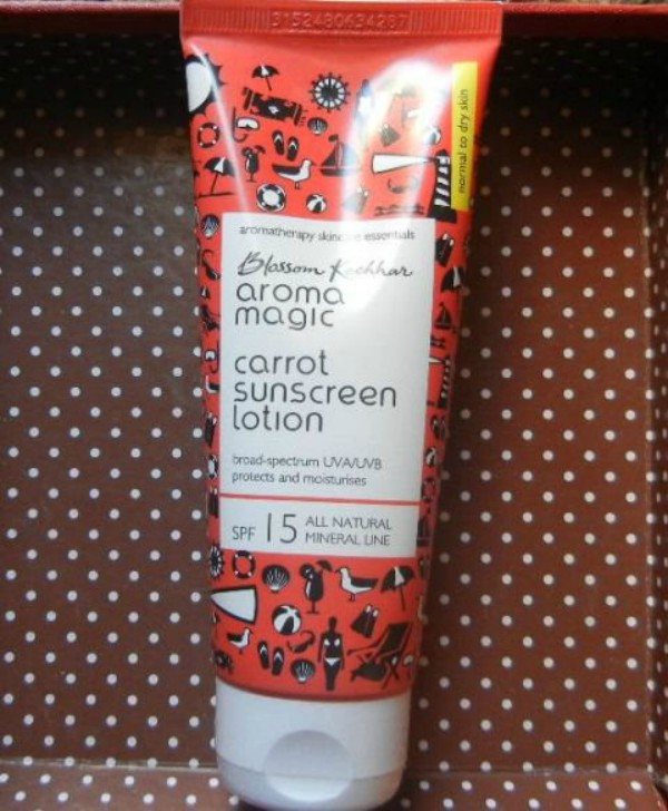 Aroma Magic Carrot Sunscreen Lotion SPF 15