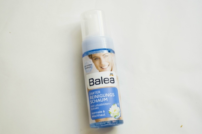 Balea Delicate Cleansing Foam for Normal and Combination Skin Review