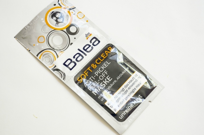 Balea Soft and Clear Anti Pimple Peel Off Mask Review