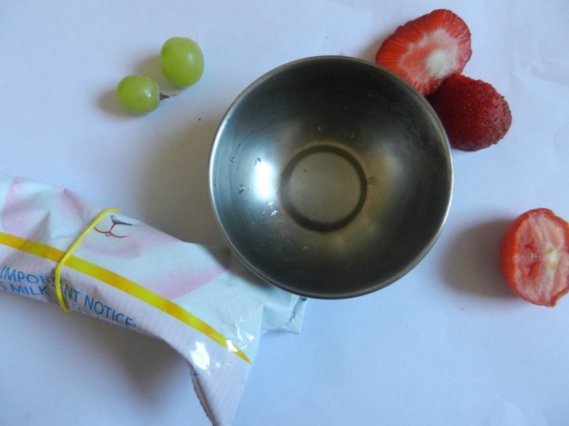 DIY Fruit Acid Exfoliator and Mask ingredients