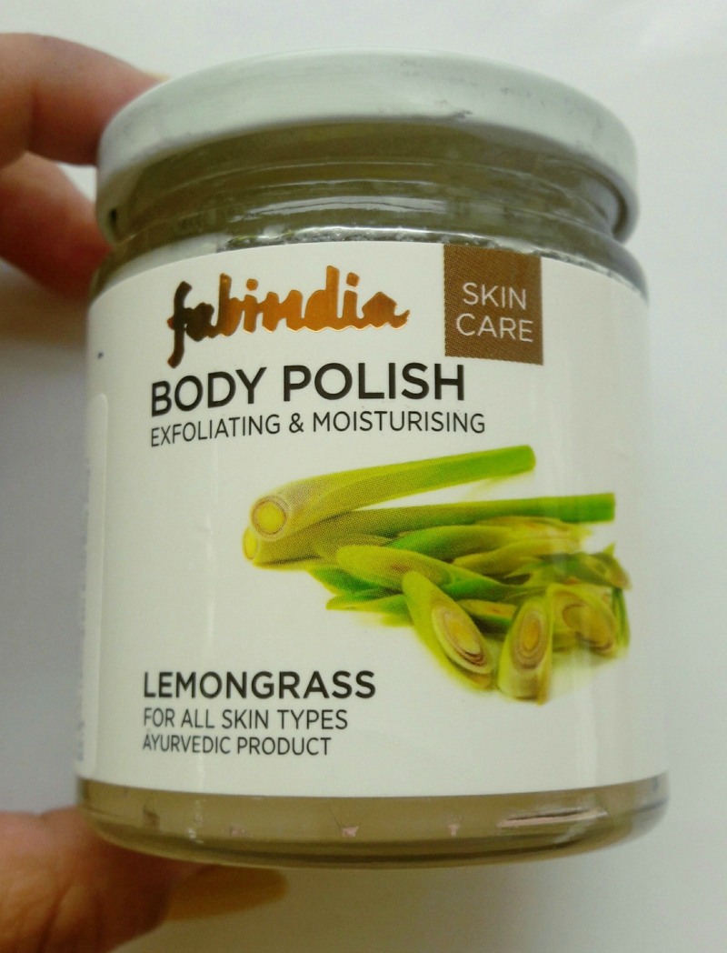 Fabindia Body Polish Lemongrass Review In hand