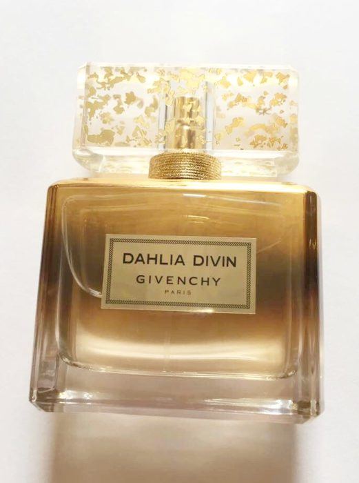 Givenchy Dahlia Divin Le Nectar de Parfum Bottle