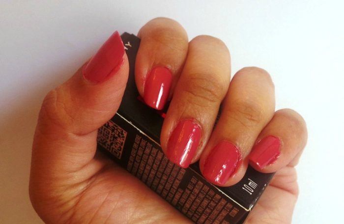 Givenchy Le Vernis Intense Color Nail Lacquer Rose Taffetas On Nails