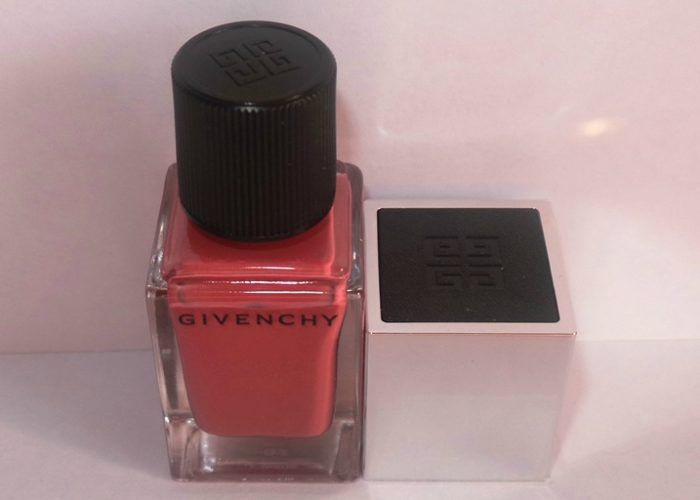 Givenchy Le Vernis Intense Color Nail Lacquer Rose Taffetas Open