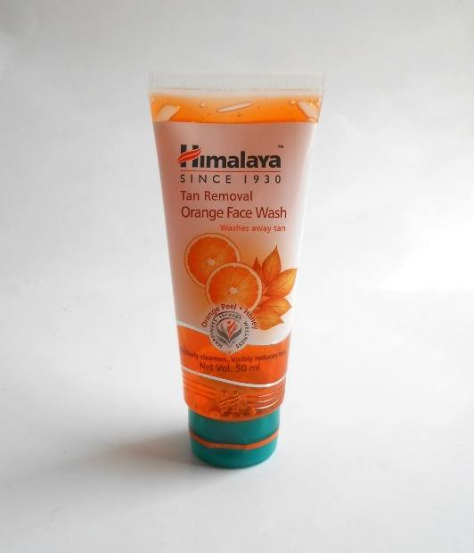 Himalaya Tan Removal Orange Face Wash packaging