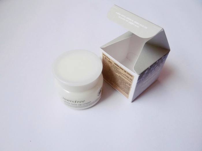 Innisfree White Tone Up Cream Review Out box