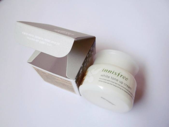 Innisfree White Tone Up Cream Review side