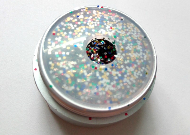 Kryolan Polyester Glimmer Multicolor Review Open