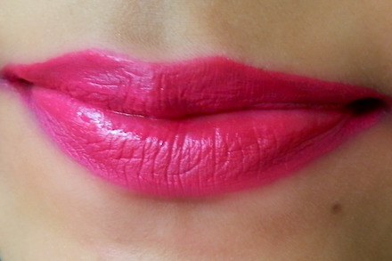 LA Colors Pout Matte Lip Gloss Sweet Lips swatch on lips