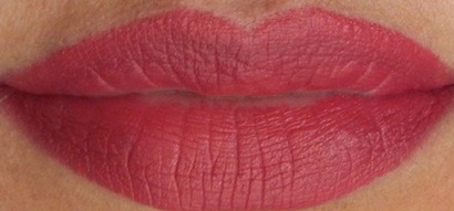 Lakme 9 to 5 Primer Matte Lipstick Maroon Mix lip swatch