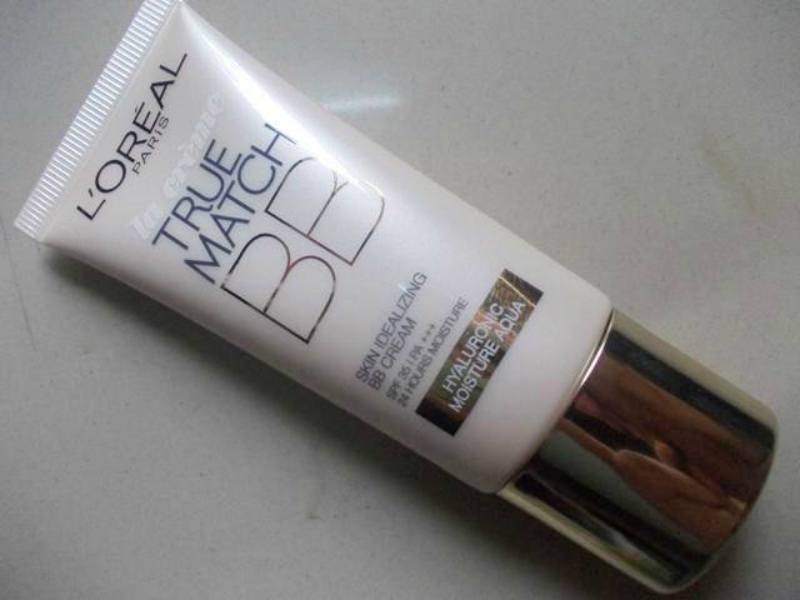 affald omfavne det tvivler jeg på 10 Best BB Creams for Acne Prone Skin | Makeupandbeauty.com