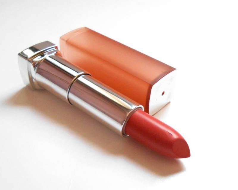 Maybelline Color Sensational Powder Matte Lipstick Make Me Blush Review