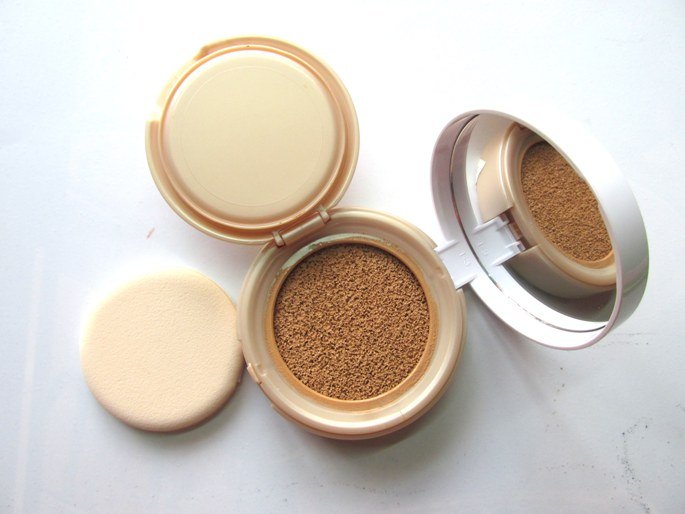 Maybelline Dream Cushion Liquid Foundation On the Go Review