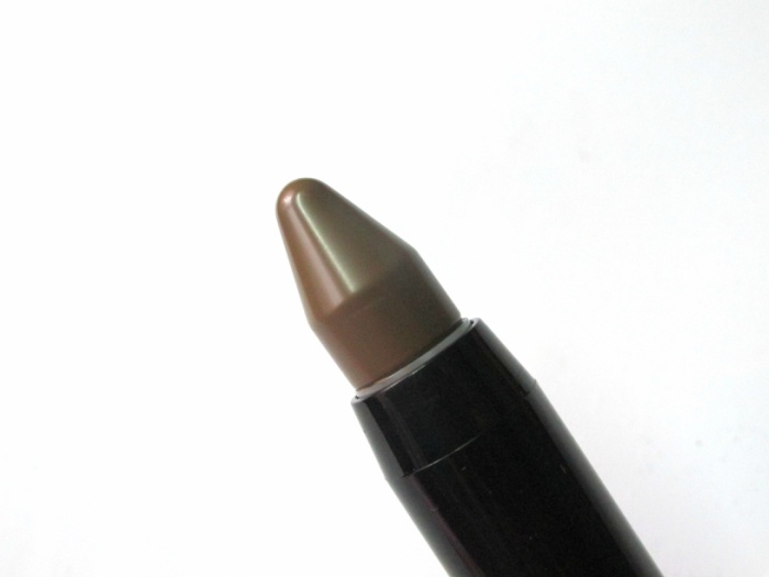 Maybelline New York Fashion Brow Pomade Crayon Deep Brown Review Tip close up