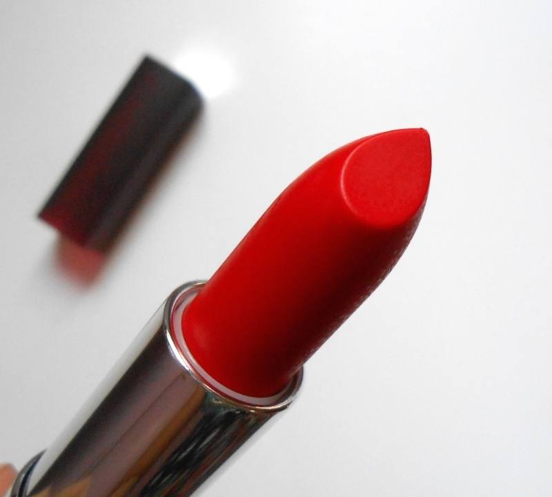 Maybelline The Powder Mattes by Color Sensational Reddy Red Lipstick bullet