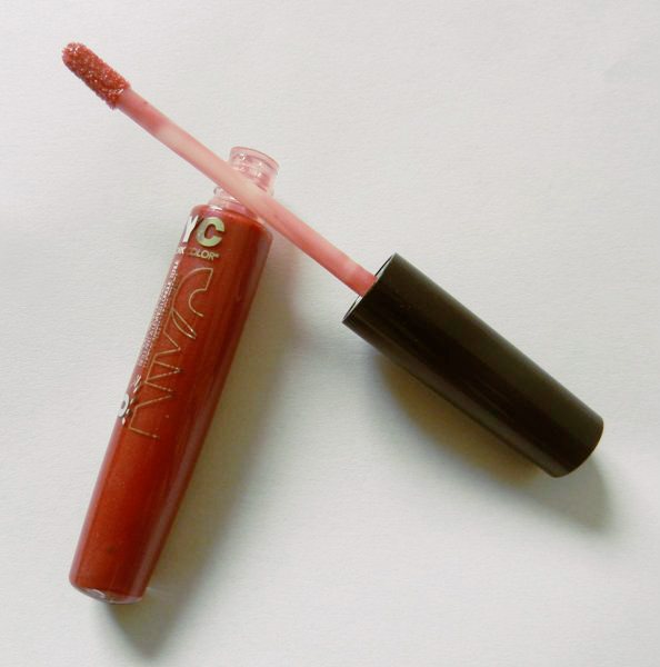 NYC Up To 8HR City Proof Extended Wear Lip Gloss Midnight Rose open