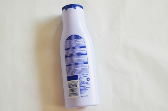 Nivea Oil in Lotion Vanilla and Almond Oil Lotion Review Back