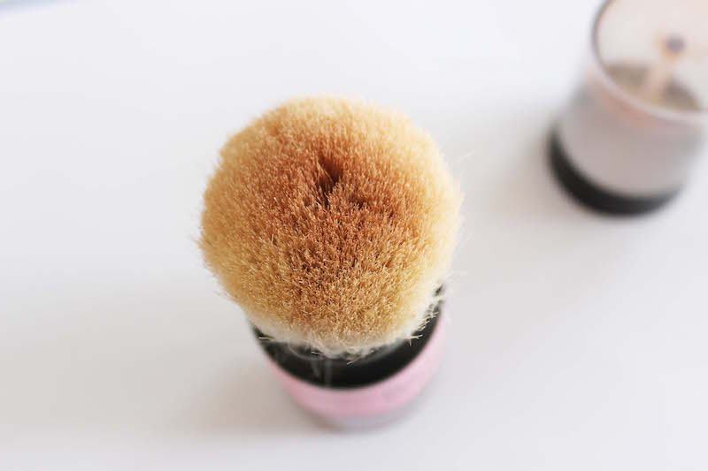 Victorias Secret Rockin Body Shimmer Powder brush