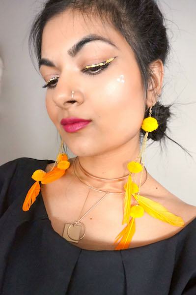 gold leaf eyeliner makeup