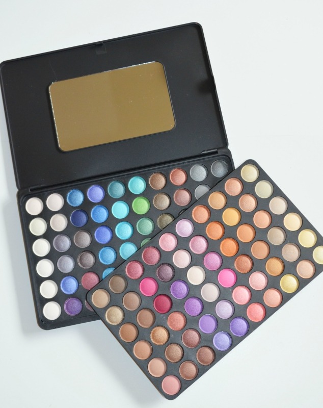 BH Cosmetics Sixth Edition 120 Color Eyeshadow Palette Review Mirror