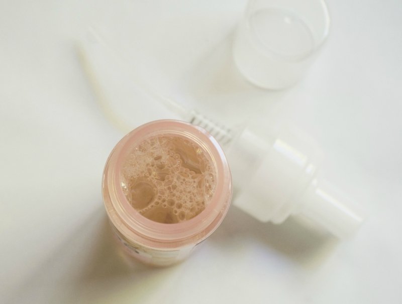 Balea Milder Cleansing Foam for Sensitive Skin Review Open