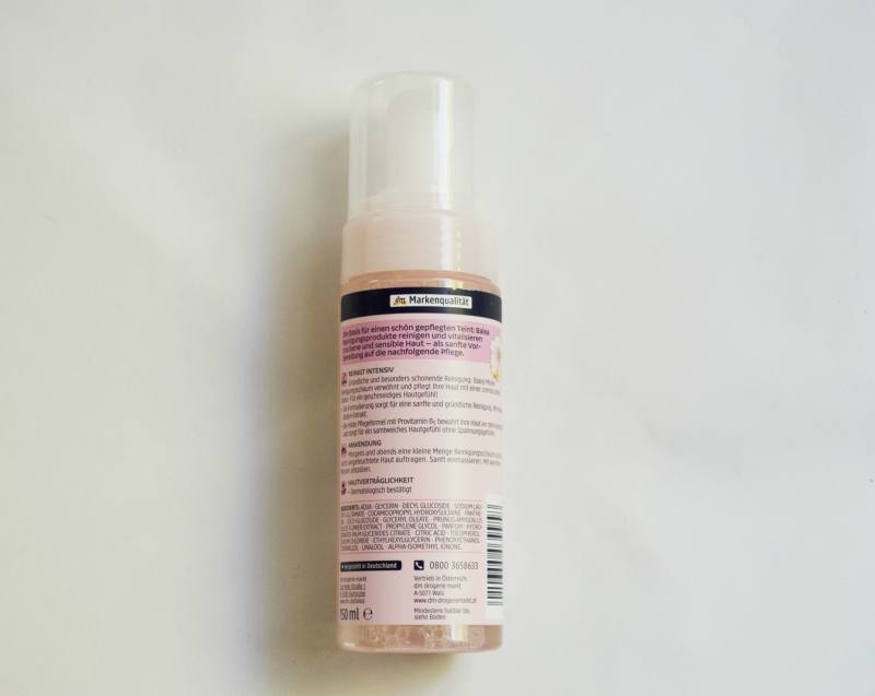 Balea Milder Cleansing Foam for Sensitive Skin Review Packaging Back