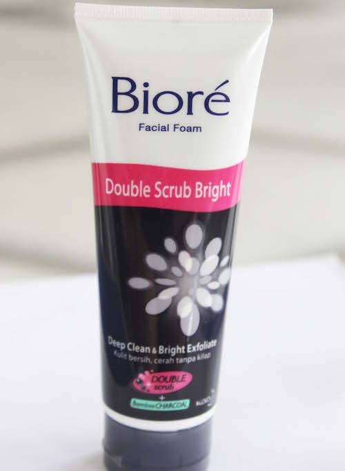 Biore Double Scrub Bright tube