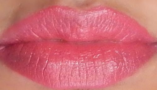 Chambor Silk Wrap Lipstick Shade 605 lip swatch
