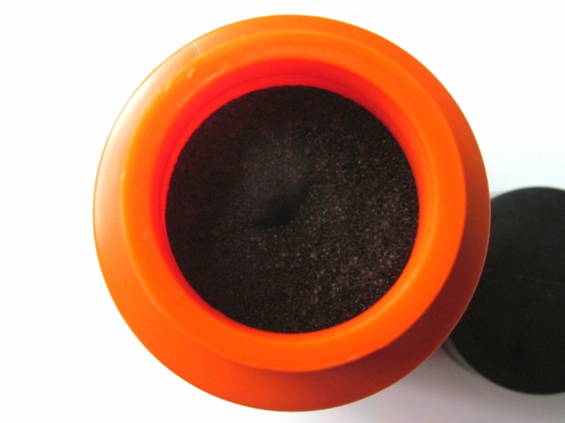 Colorbar Ultimate Nail Enamel Remover Orange Chocolate Top