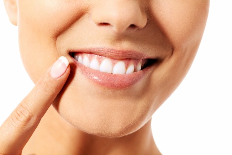 How to Get Pink Gums at Home | 