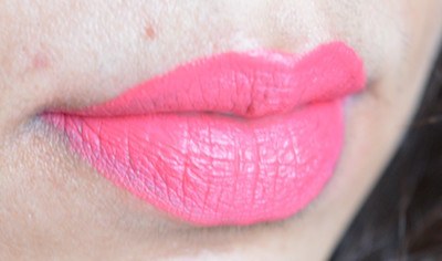Jeffree Star Velour Liquid Lipstick Watermelon Soda swatch on lips