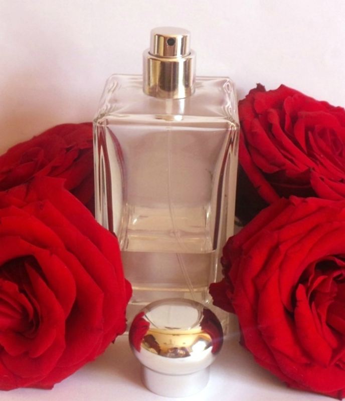 Jo Malone London Red Roses Cologne Review Open cap back