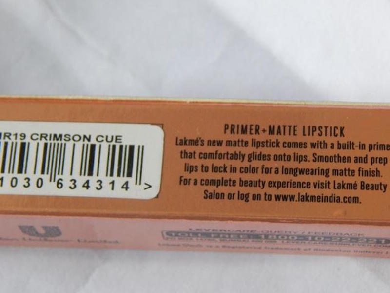 Lakme Primer Matte Lipstick Crimson Cue product description